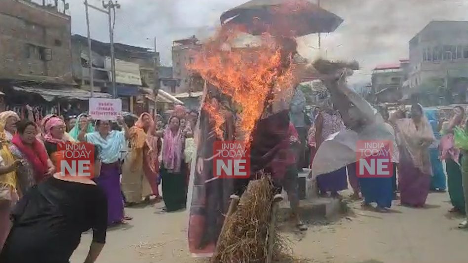 Manipur violence: Manipuri people denounce Mizoram CM, labels him as 'leader of narco-terrorist' Manipur violence: Manipuri people denounce Mizoram CM, labels him as 'leader of narco-terrorist'