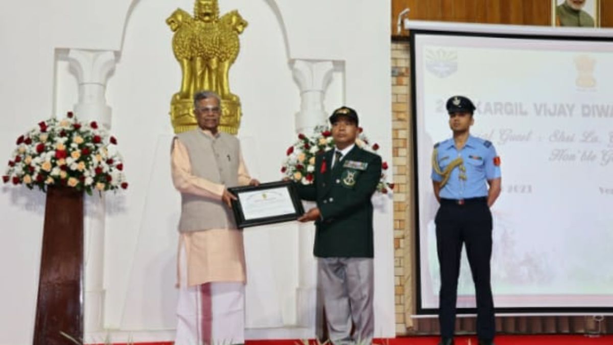 Nagaland Governor Ganesan acknowledges bravery of soldiers at Kargil war