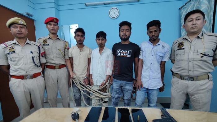 Assam police arrest four dacoits involved in fake currency circulation in Nagaon