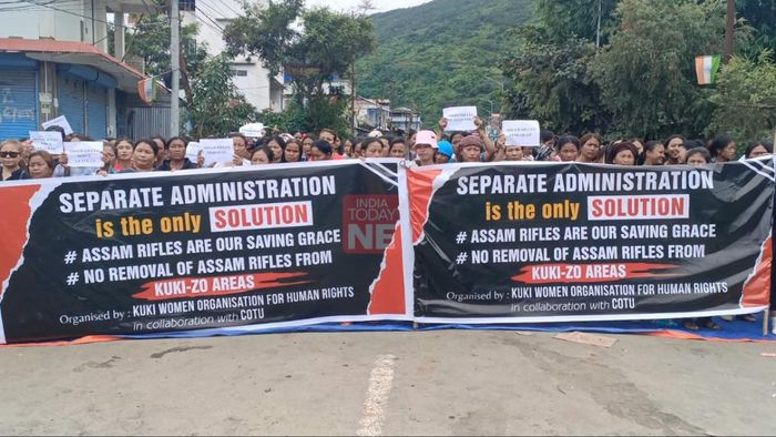 Manipur: Kuki-Zo women's midnight protest in Kangpokpi ends with gratitude towards centre