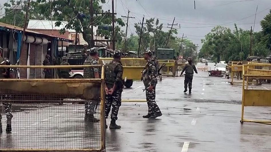 Manipur violence: 20 pipe bombs, 3 firearms, explosives recovered in Churachandpur, tense situation in state Manipur violence: 20 pipe bombs, 3 firearms, explosives recovered in Churachandpur, tense situation in state