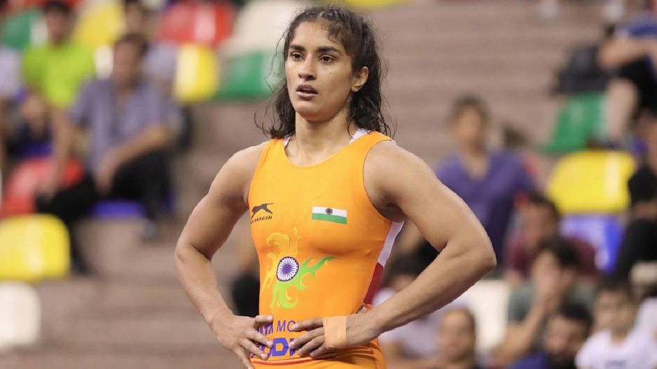 Vinesh Phogat pulls out of Asian Games due to knee injury Vinesh Phogat pulls out of Asian Games due to knee injury