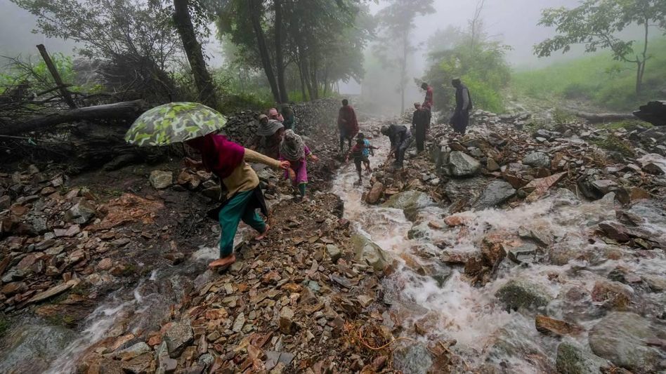 Incessant rains leading to landslides kill 81 people in Himachal, Uttarakhand Incessant rains leading to landslides kill 81 people in Himachal, Uttarakhand