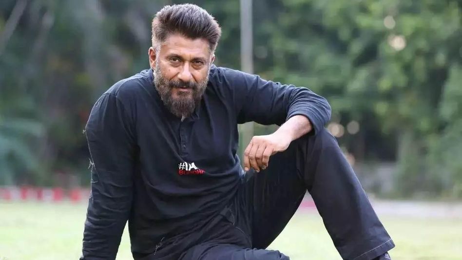'The Kashmir Files' director Vivek Agnihotri slams Bollywood actors, calls them 'Dumb' 'The Kashmir Files' director Vivek Agnihotri slams Bollywood actors, calls them 'Dumb'
