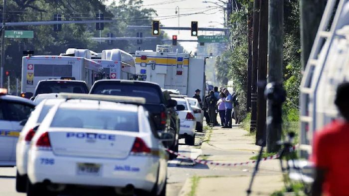 US: Gunman kills three, himself in 'racially motivated' shooting in Florida