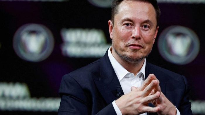 Elon Musk plans to remove headlines from news articles shared on X