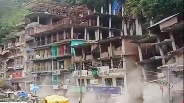 Several buildings collapse in massive landslide in Kullu
