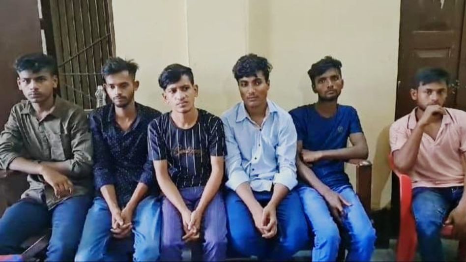 Tripura police detain six Bangladeshi nationals in Sabroom Tripura police detain six Bangladeshi nationals in Sabroom