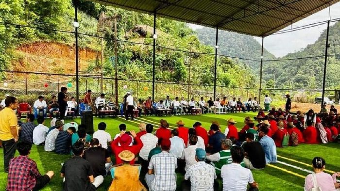 Arunachal: Liromoba MLA Nyamar Karbak inaugurates new Futsal ground, promotes youth sports