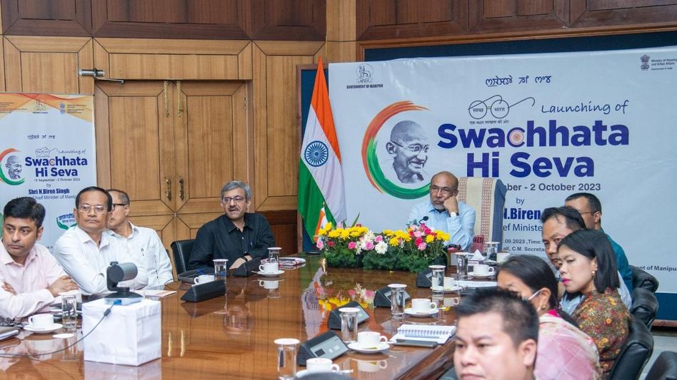 Manipur: CM N Biren Singh kickstarts fortnight 'Swachhata Hi Seva' campaign in the state Manipur: CM N Biren Singh kickstarts fortnight 'Swachhata Hi Seva' campaign in the state