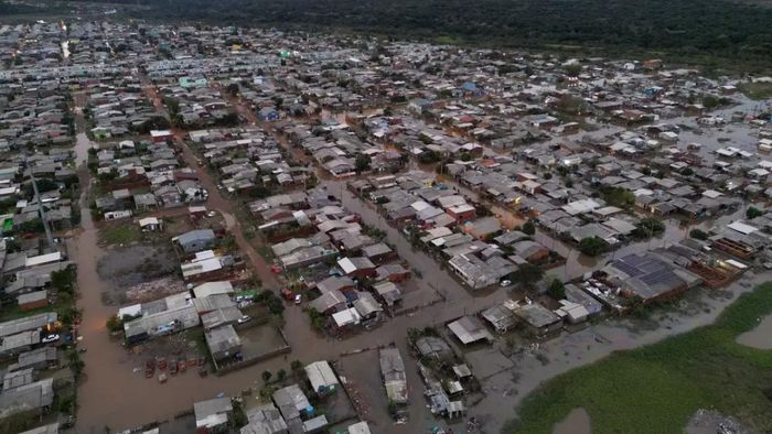 Twenty dead, hundreds displaced as devastating cyclone swept southern Brazil