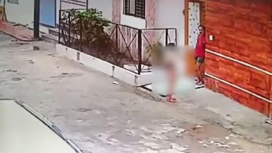 Ujjain: Half-naked and bleeding 12-year-old seeks help after being raped, shooed away Ujjain: Half-naked and bleeding 12-year-old seeks help after being raped, shooed away