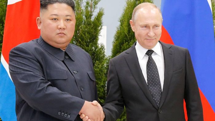 File photo of North Korea leader Kim Jong-un and Russia President Vladimir Putin