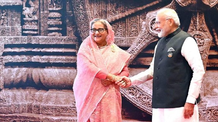 Bangladesh Prime Minister Sheikh Hasina (L), Prime Minister Narendra Modi (R)