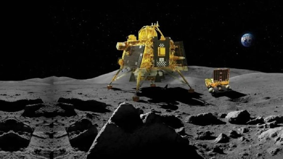 ISRO's Vikram Lander detects mysterious tremors on Moon ISRO's Vikram Lander detects mysterious tremors on Moon