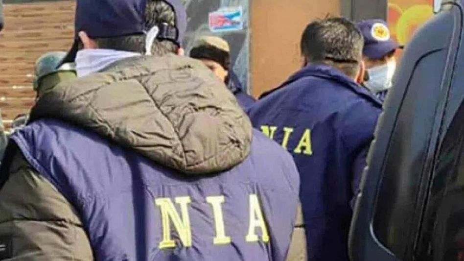 NIA raids 30 locations in Tamil Nadu, Telangana in ISIS recruitment case NIA raids 30 locations in Tamil Nadu, Telangana in ISIS recruitment case