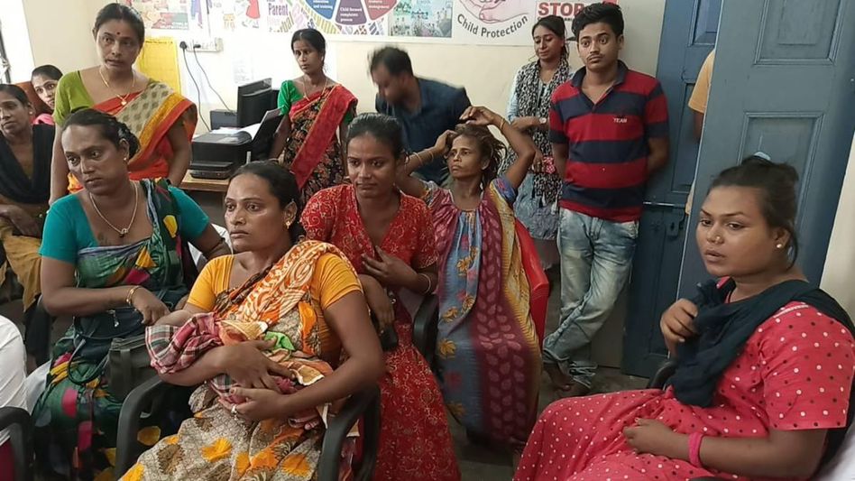 Tripura: Trans community help woman in delivery of baby, ensure newborn's well-being Tripura: Trans community help woman in delivery of baby, ensure newborn's well-being