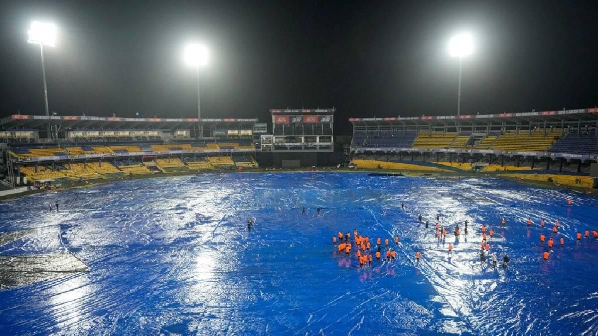 Rain disrupted India v/s Pakistan match