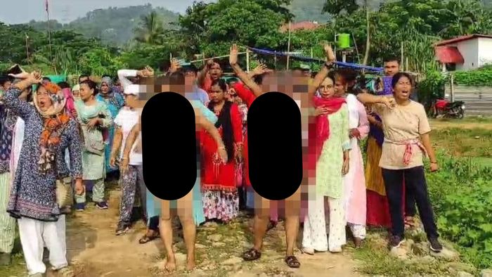 Women protestors come out half naked to oppose eviction drive at Silsako Beel