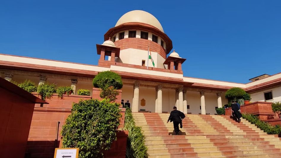 Supreme Court extends protection to members of Editors Guild in FIRs lodged in Manipur Supreme Court extends protection to members of Editors Guild in FIRs lodged in Manipur