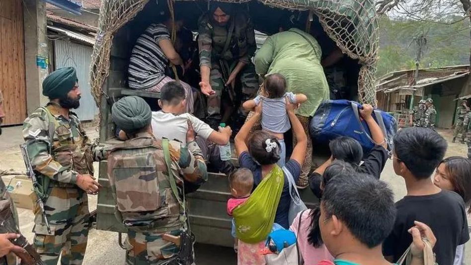 Manipur violence: Activist demands evacuation of 22 Meiteis from Moreh Manipur violence: Activist demands evacuation of 22 Meiteis from Moreh