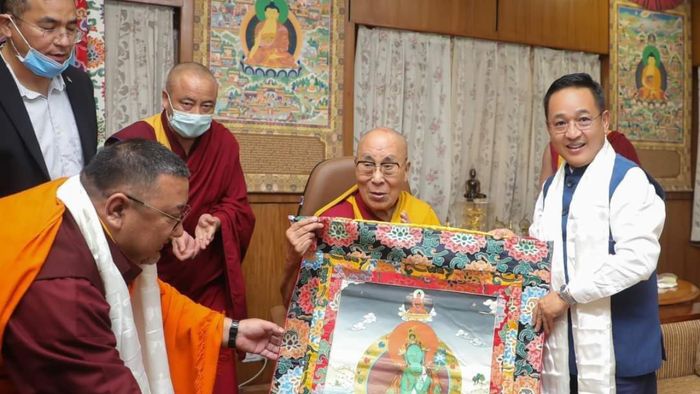 Sikkim CM invites Dalai Lama to visit state