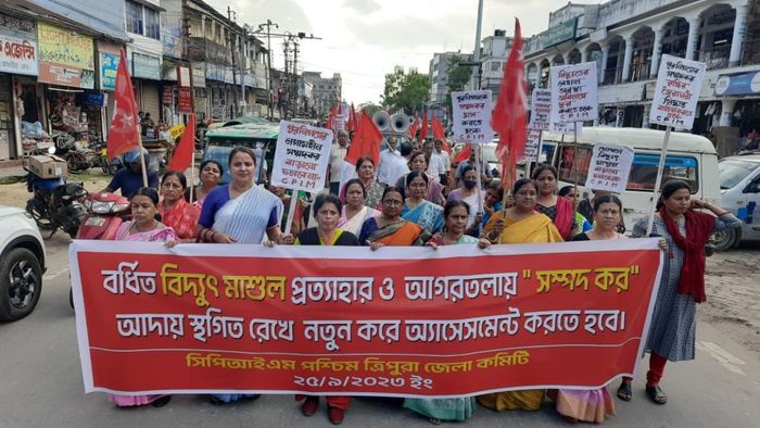 CPIM, Congress protests state government's steep hike in power tariffs, demand rollback