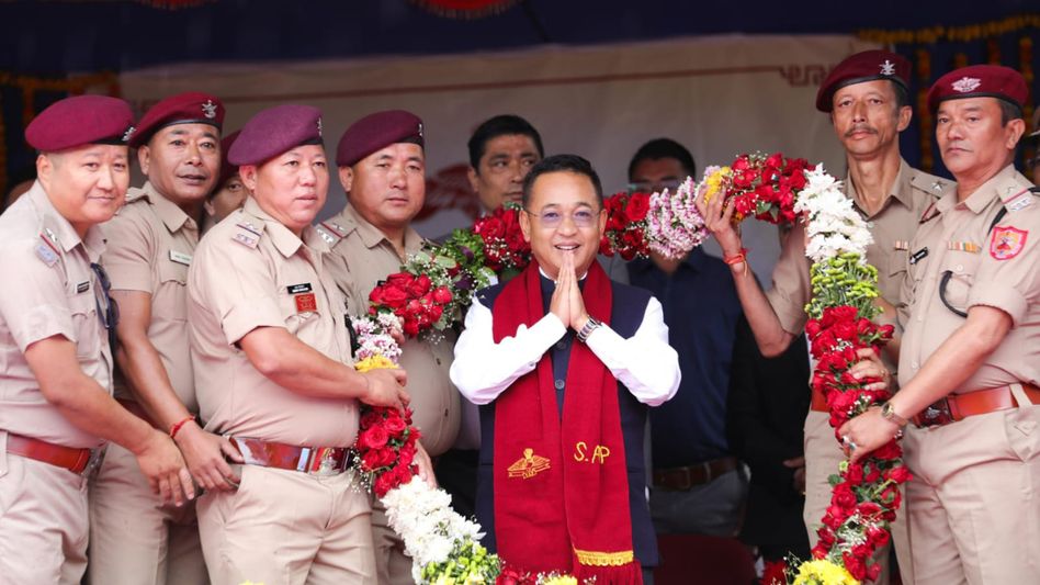 Sikkim CM announces new police staff quarters, asks housing department to prepare DPR Sikkim CM announces new police staff quarters, asks housing department to prepare DPR