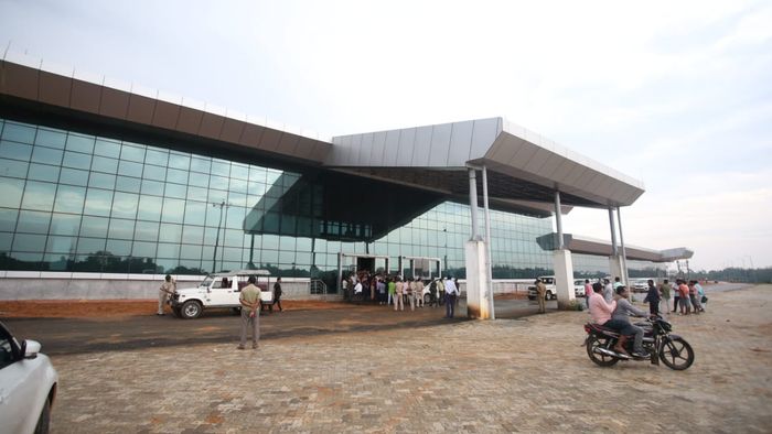 Centre declares Nischintapur Railway Station as Land Custom Station