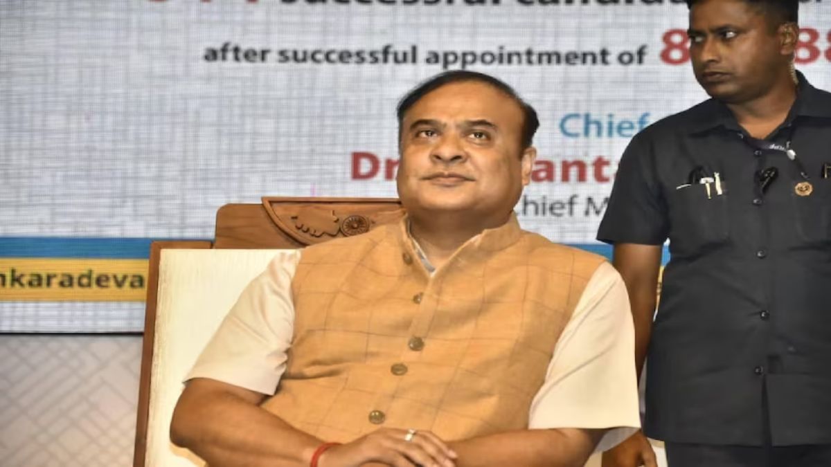 Assam Congress leaders report their daily activities to me in the evening: Himanta Biswa Sarma