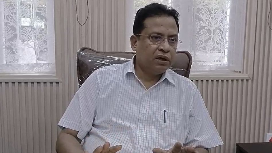 Meghalaya minister asks mobile service providers to clear pending electricity bills to avoid disconnection Meghalaya minister asks mobile service providers to clear pending electricity bills to avoid disconnection