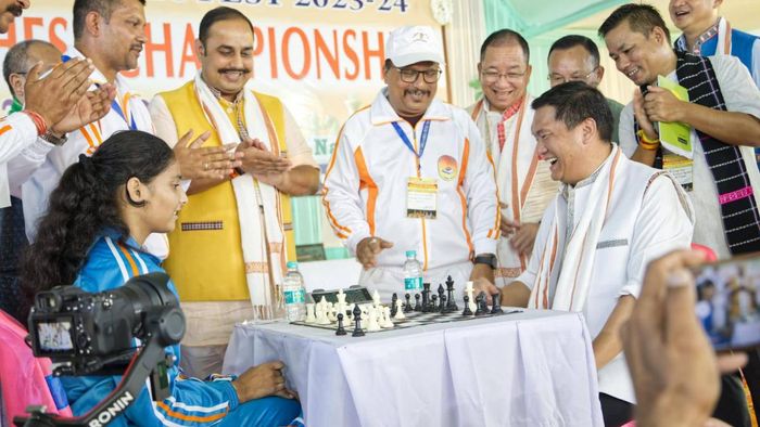 Trying his hands at chess against a school student Kumari Geetika Kasera, Arunachal Pradesh Chief Minister Pema Khandu got outfoxed and lost the game in mere 15 seconds!