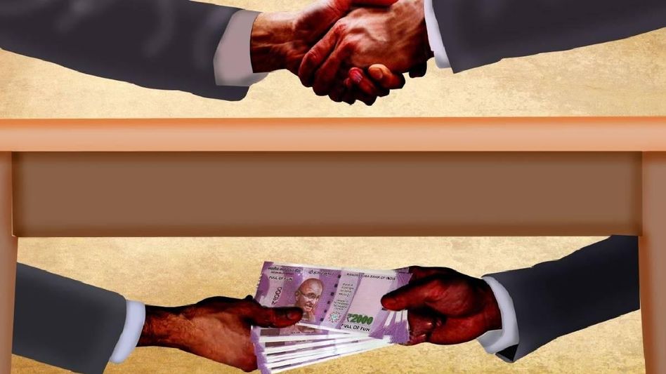 Assam: In-charge principal of Food Craft Institute arrested while accepting bribe in Samaguri   Assam: In-charge principal of Food Craft Institute arrested while accepting bribe in Samaguri