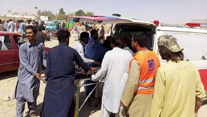 Pakistan twin blast