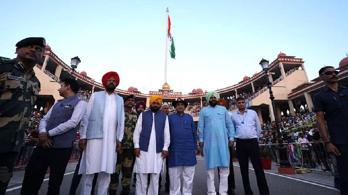 Union Minister Nitin Gadkari unfurls the tallest Tricolor flag at Attari-Wagah border