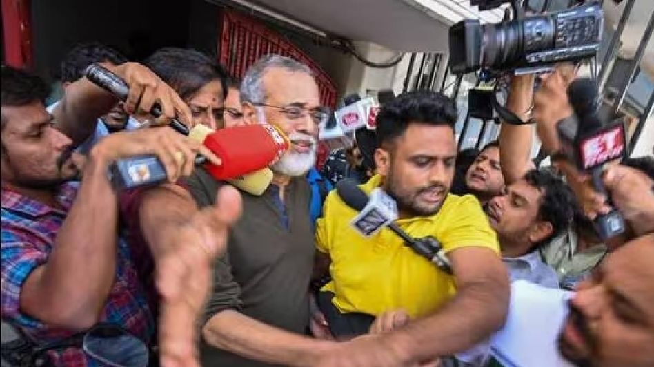 NewsClick case: Prabir Purkayastha and Amit Chakravarti remanded to 10 days of judicial custody NewsClick case: Prabir Purkayastha and Amit Chakravarti remanded to 10 days of judicial custody