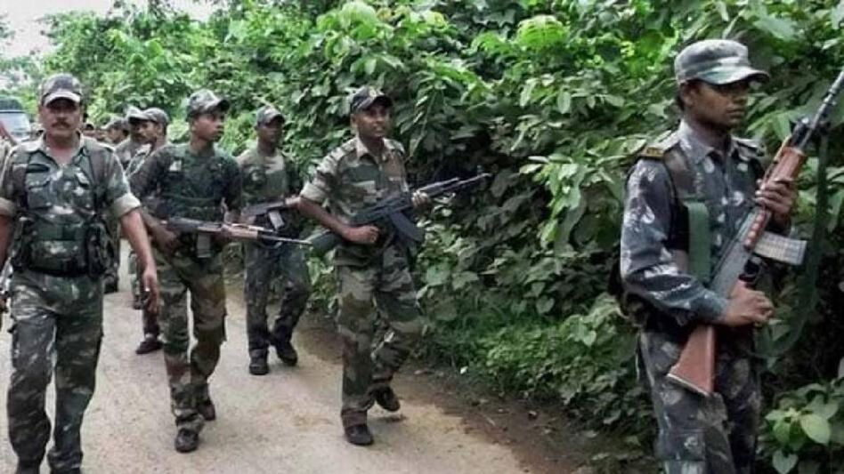 Tripura: Accomplice from banned NLFT outfit held for coordinating cross-border training operations Tripura: Accomplice from banned NLFT outfit held for coordinating cross-border training operations