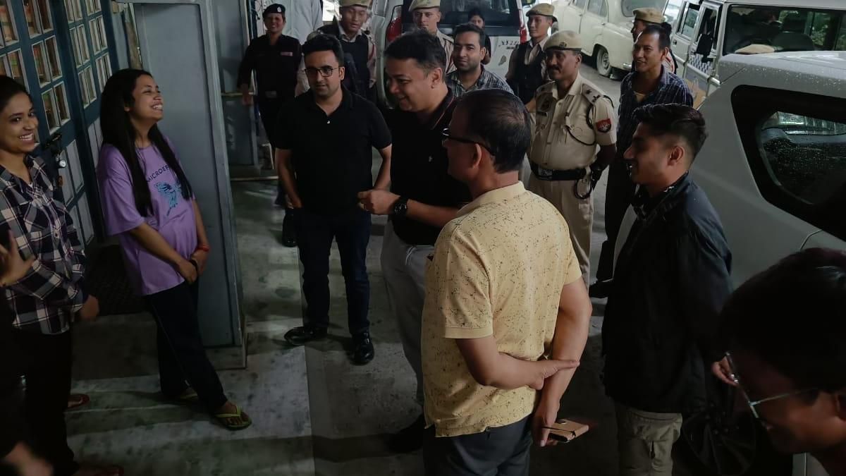 Assam government officials arrive in Sikkim to rescue 160 stranded students