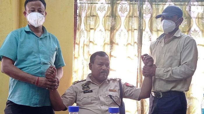 Assam police officer caught red-handed while accepting bribe in Lakhimpur