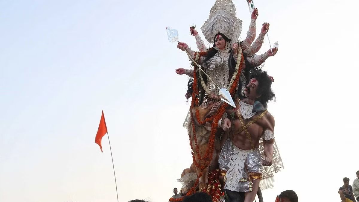 Rattled by Manipur happenings, Kolkata artist depicts common women’s resilience in Durga idol