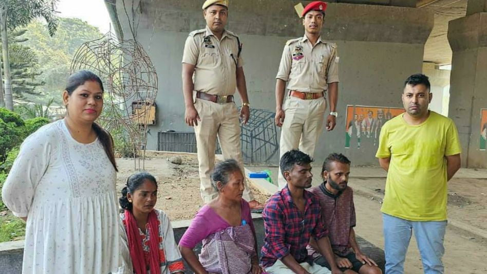 Guwahati police arrest four drug peddlers from Khanapara area, heroin recovered Guwahati police arrest four drug peddlers from Khanapara area, heroin recovered