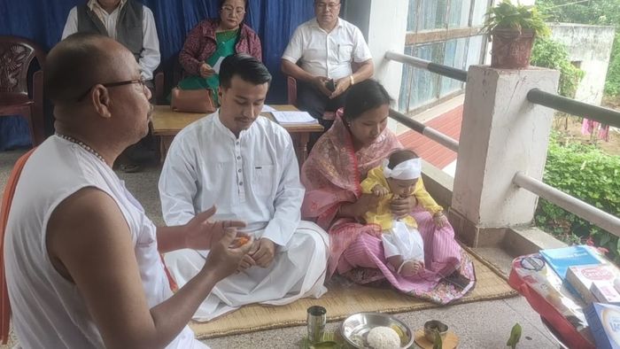 Couples perform weaning ceremony of first baby born in relief camp in Manipur