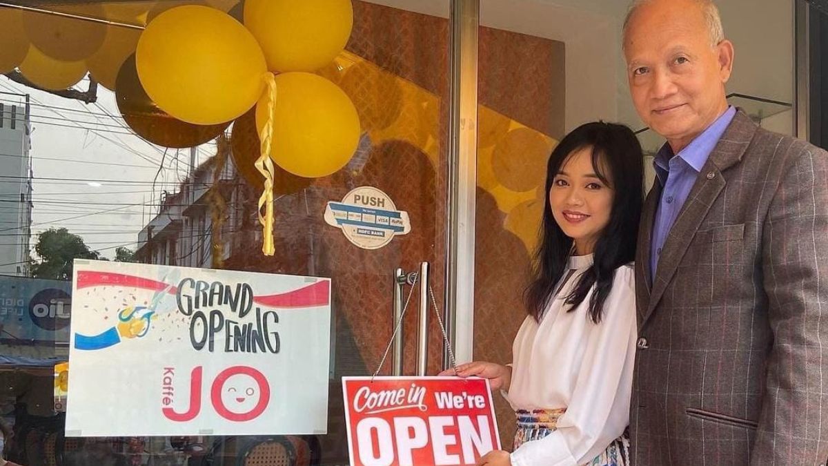 From banking to brewing success, meet Juel Debbarma first indigenous lady who opened cafeteria in Tripura From banking to brewing success, meet Juel Debbarma first indigenous lady who opened cafeteria in Tripura