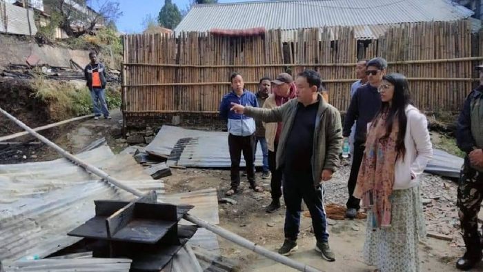 Arunachal: Massive fire ravages homes and car in Bomdila, quick response averts tragedy