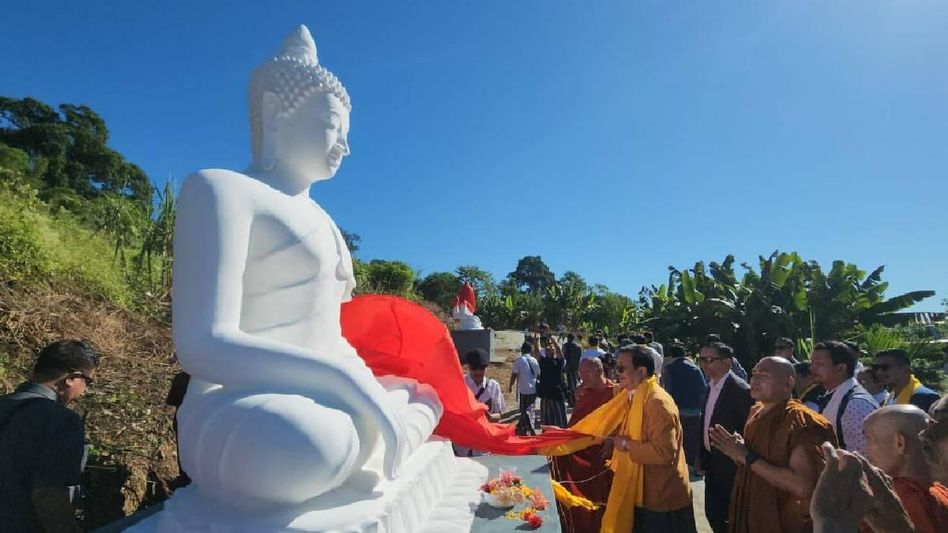 Arunachal Deputy CM Chowna Mein unveils 11 ft Buddha statues in Nongtaw Arunachal Deputy CM Chowna Mein unveils 11 ft Buddha statues in Nongtaw