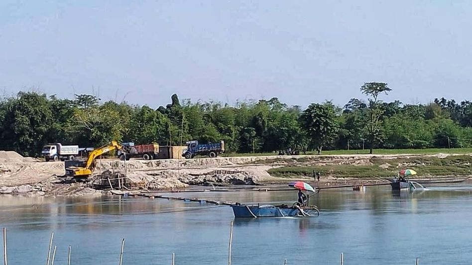 Assam: Illegal minor mineral excavation thrives in Dhubri, alleged nexus includes forest officials Assam: Illegal minor mineral excavation thrives in Dhubri, alleged nexus includes forest officials