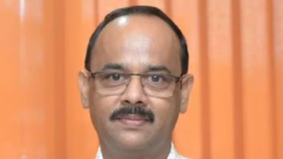 Assam: Senior TMC leader Dilip Sarma resigns from party, likely to join BJP Assam: Senior TMC leader Dilip Sarma resigns from party, likely to join BJP