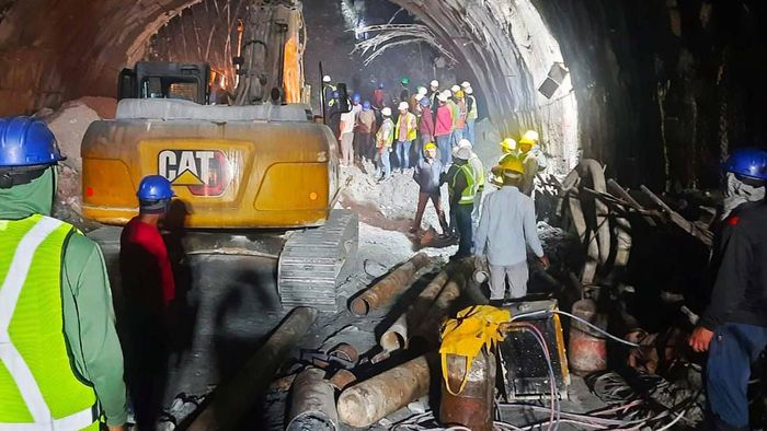 Rescue operations underway at Uttarkashi tunnel