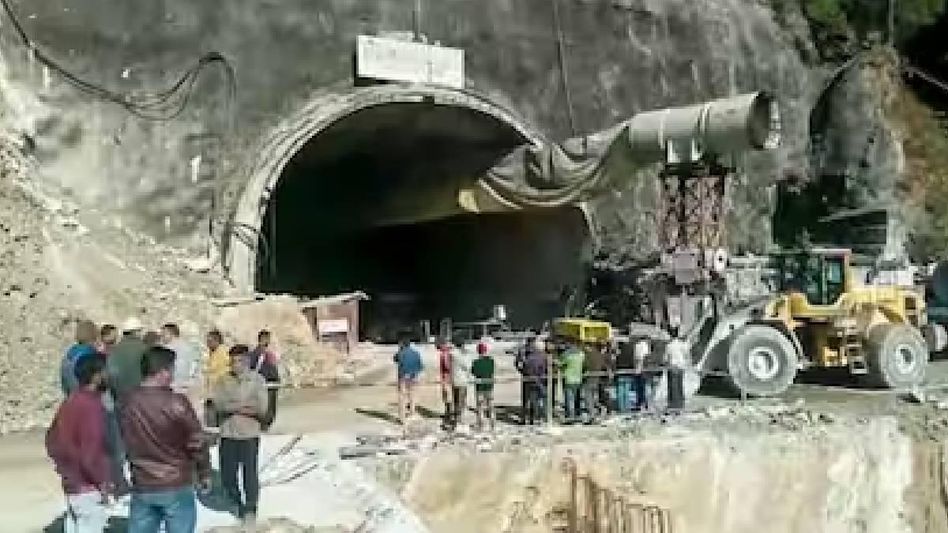 Uttarakhand: Rescue operations enter day 5 as 40 workers remain trapped inside Uttarkashi tunnel Uttarakhand: Rescue operations enter day 5 as 40 workers remain trapped inside Uttarkashi tunnel