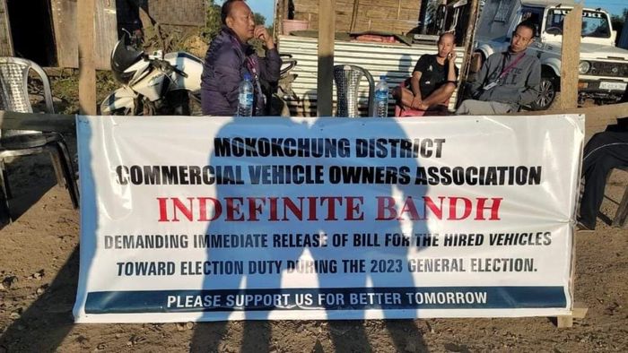 Commercial vehicle owners association calls for 'chakka bandh' over non-payment of bills